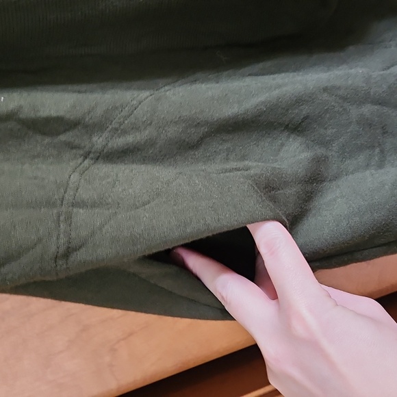 Athleta Olive Green Pranayama Restore Wrap Size 1X - Picture 7 of 10